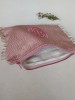 Bolso de mano animal print bordado rosa