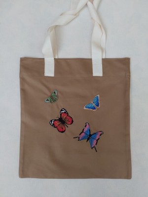 Bolsa bordado mariposas personalizable color camel