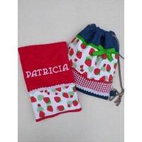 Conjunto toalla y mochila fresas personalizada