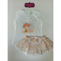 Conjunto camiseta braga falda oso en la playa de Pio pio