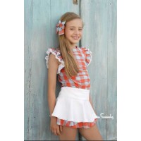 Conjunto Burdeos Noma Fernández blusa y short efecto falda