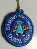 Parche bordado peregrino azul camino portugués costa con año