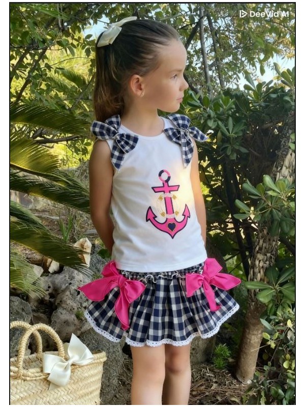 Conjunto ancla fluor camiseta braga falda Ana Leza