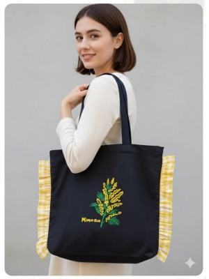 Bolsa negra Mimosa con volantes