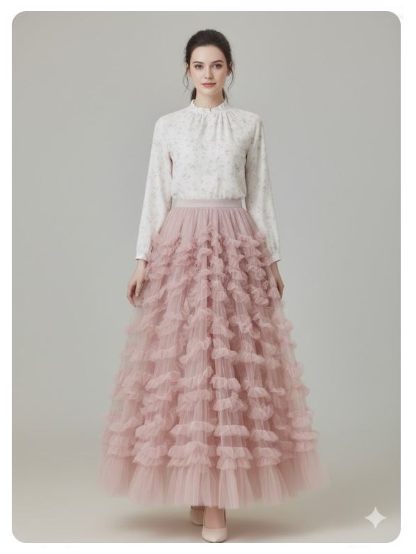 Falda de tul rosa con volantes