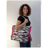 Bolsa de tejido animal print bordado sardinas