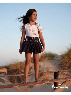 Conjunto Olmo falda camiseta blanca Noma Fernández
